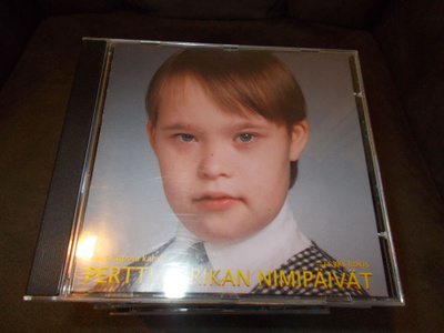 CD PERTTI KURIKAN NIMIPÄIVÄT ** KUUS KUPPIA KAHVIA **
