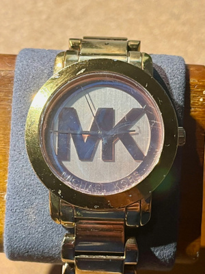 Michael Kors Punakultasävyinen Ø32 mm MK3334 rannekello