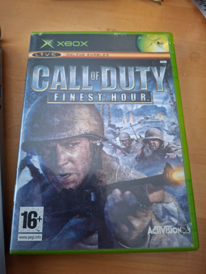 XBOX Call Of Duty Finest Hour + kotelo + ohjeet