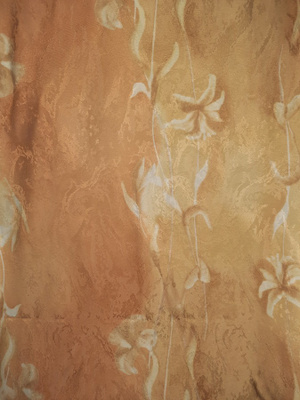 Kellertävä pitkä verho 140x230cm