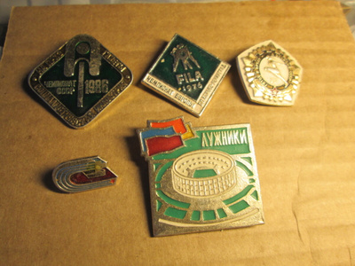 CCCP: viisi vintage urheilupinssiä
