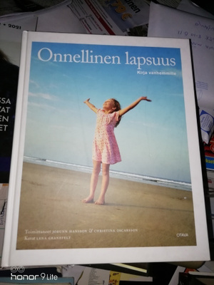 Onnellinen lapsuus