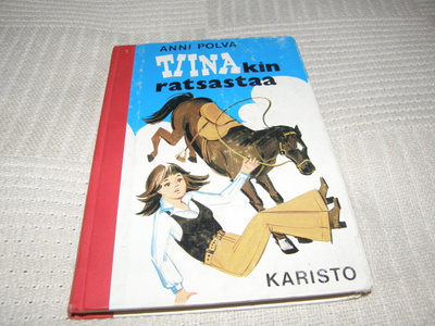 Anni Polva Tiinakin ratsastaa