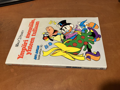 AKU ANKAN TASKUKIRJA 30 p.1 HYVÄ
