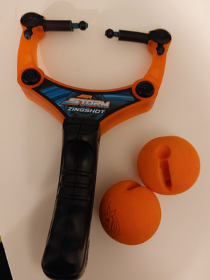 Air Storm zingshot palloritsa