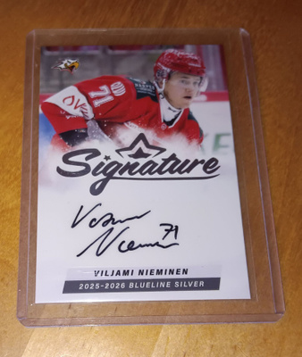 25-26 Blueline Signature Silver Viljami Nieminen /80 Sport