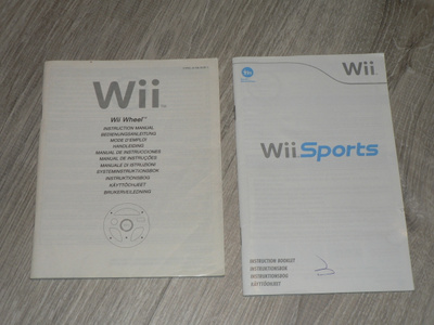 2kpl Wii manuaaleja