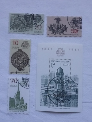 Postimerkkisarja DDR Itä-Saksa Berliini 750 vuotta
