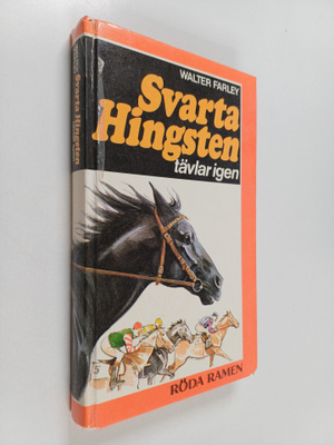 Walter Farley : Svarta hingsten tävlar igen