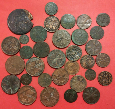 Ruotsi 30 rahaa, 1700-1800 -luku. Kunto huono-surkea (KD21)