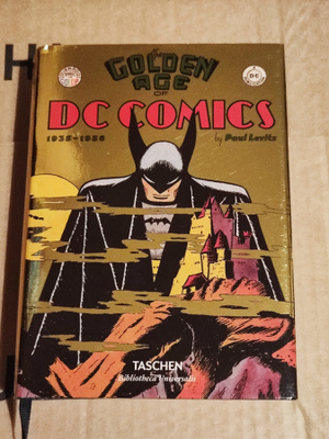 The Golden Age of DC Comics 1935-1956 Paul Levitz