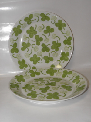 Arabia Birger Kaipiainen APILA lautanen,,, 1 kpl