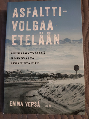 Emma Vepsä: Asfalttivolgaa etelään, peukalokyydillä Moskovas