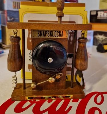 Snapsikello/Snapsklocka .Vintage  Uusi
