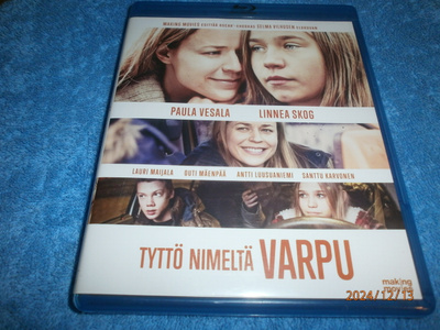 TYTTÖ NIMELTÄ VARPU    -     Blu-ray
