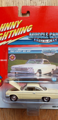 Johnny lightning 1 64 Bel Air 1962 MINT
