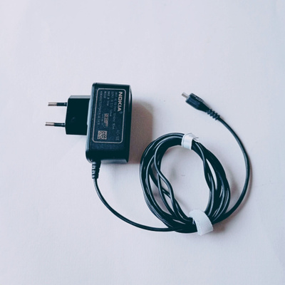 Nokia Puheline Laturi  MicroUSB