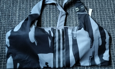 Adidas urheiluliivit 2XL A-C