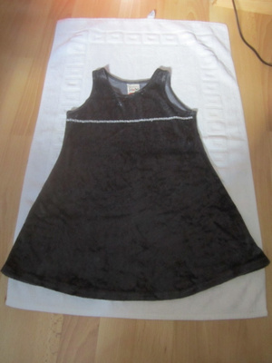 Harmahtava Velourmekko / Mekko 104 cm