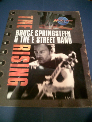 BRUCE SPRINGSTEEN KIERTUEKIRJA KUUDELLA NIMMARILLA
