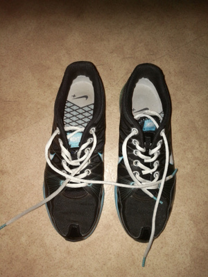 Mustat Nike sisäpelikengät koko 39