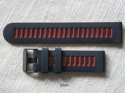 22mm Silikoni urheiluranneke musta/punainen