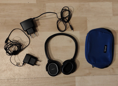 Bluetooth kuulokkeet