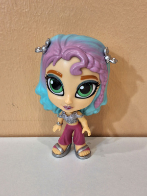 Shimmer N' Sparkle nukke