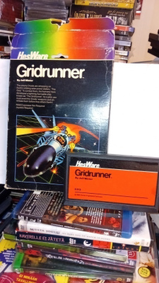 VIC 20 Gridrunner ( SIS POSTIKULU )