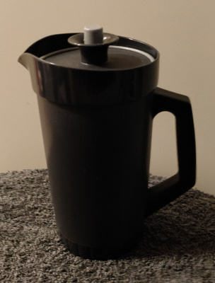 TUPPERWAREN MINI YLEISKANNU 2,5dl