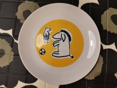 Marimekko Lautanen Nalle , Design by Maija Isola