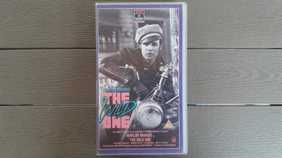 VHS: The Wild One / Hurjapäät (Marlon Brando 1953/1988)