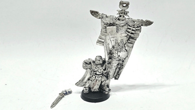 WH40K - Ultramarines Honor Guard Standard Bearer [S231]