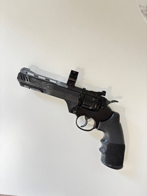 ILMAPISTOOLI (REVOLVERI) CROSMAN VIGILANTE.357