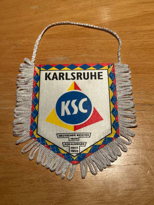 Karlsruhe KSC -viiri