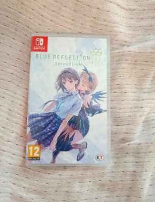 Blue Reflection: Second Light - Switch