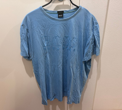 Hugo Boss vaalensininen t-paita XXL