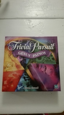 TRIVIAL PURSUIT GENUS  VUODELTA 2001