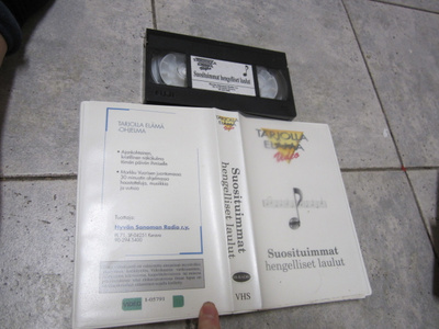 TARJOLLA ELÄMÄ VHS VIDEO SUOSITUIMMAT HENGELLISET LAULUT