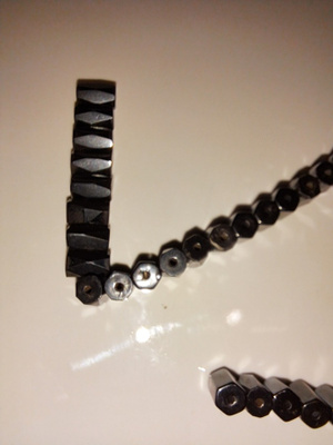 Magneetti helmiä 33kpl
