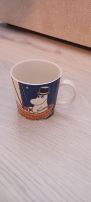 Muumipappa purjehtii muki