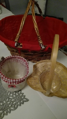 KOLME KORIA SISUSTUKSEEN