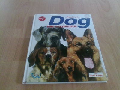 Dog encyclopedia *englanninkielinen opas*
