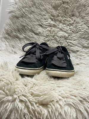 Puma Tennarit, 37