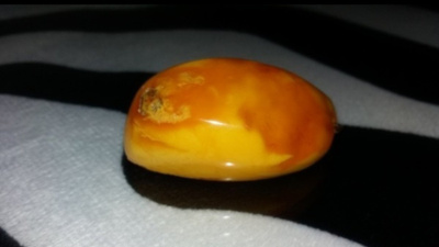 Vintage Iso Baltic Amber EGG YOLK meripihka rintakoru solki