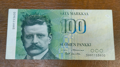 100 markkaa v. 1986, 599... korvaava