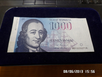 1000 mk  1986  8012252719   UUS / Pun   kl 9-10  taittamaton