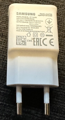 Samsung USB - virtalähde - 5V 2A tai 9V 1,67A