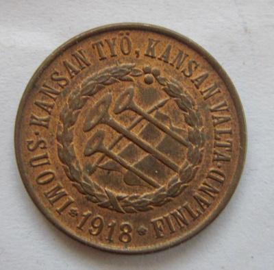 5 p 1918 Kansanvaltuuskunta HYVÄ Vielä Punertava