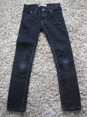 L E V I' S FARKUT 510, W27" x L27" mustat, SKINNY